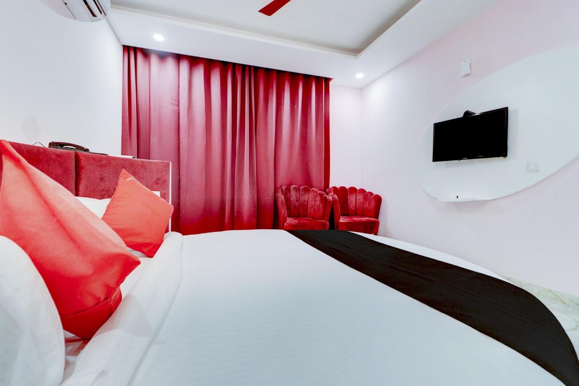 Hotel O Stevia Zirakpur 외부 사진