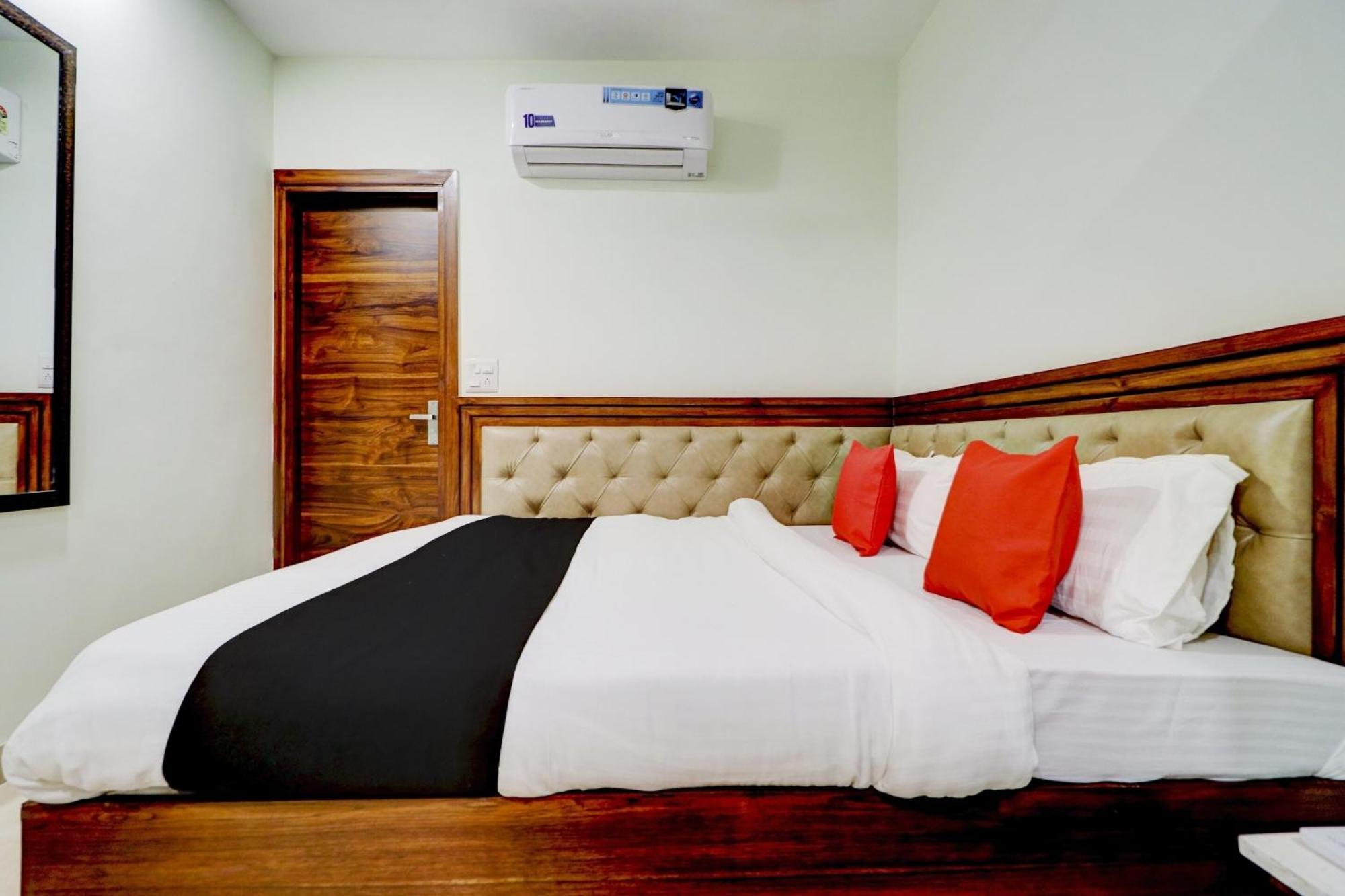 Hotel O Stevia Zirakpur 외부 사진
