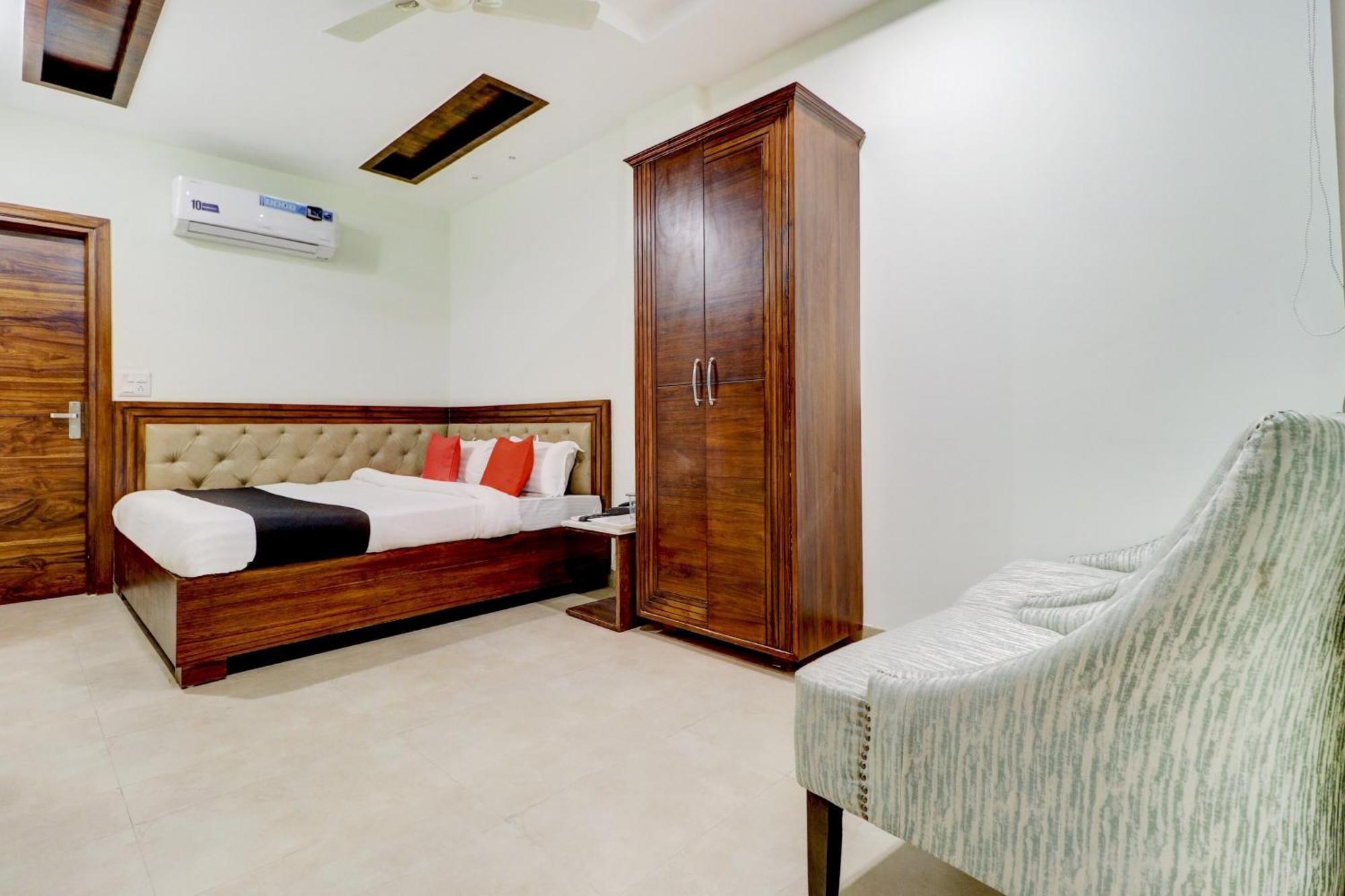 Hotel O Stevia Zirakpur 외부 사진